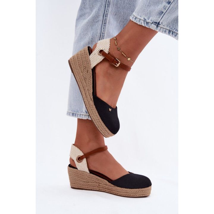 Juodos espadrilės basutės ant platformos Wrangler