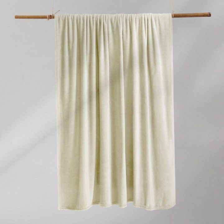 Antklodė MIC kreminės spalvos 200 x 220 cm