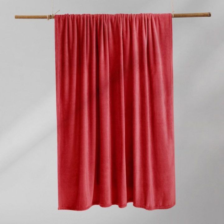 Antklodė MIC raudona 200 x 220 cm