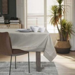 Kapučino spalvos staltiesė EMPIRE AmeliaHome 120×200 cm