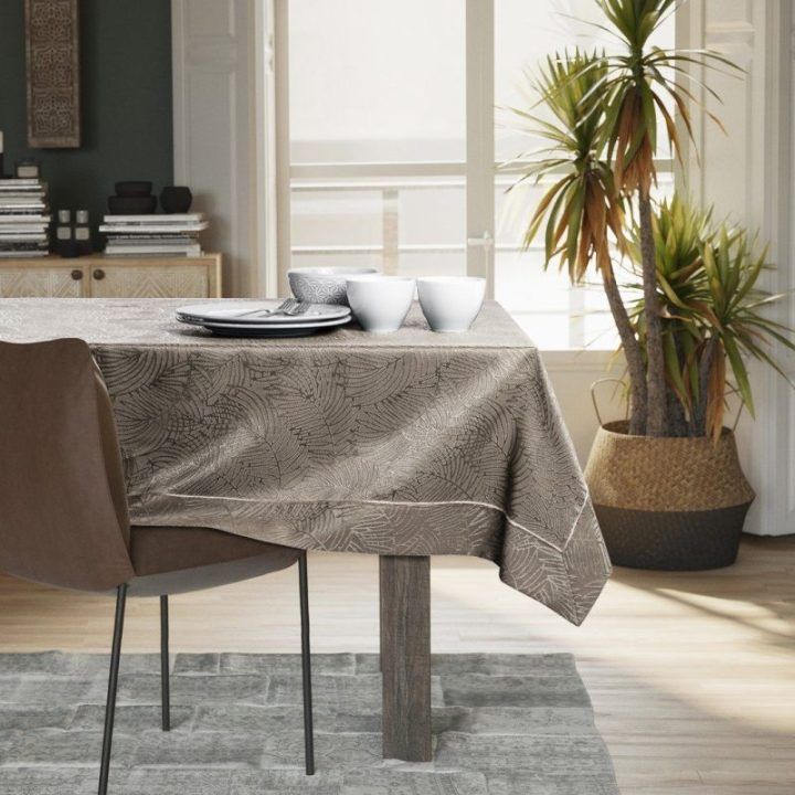 Staltiesė cappuccino 110x110 cm AmeliaHome GAIA