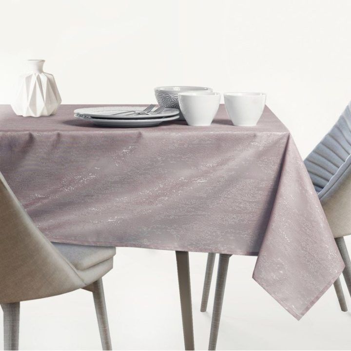 Staltiesė 155×200 cm šviesiai rožinė AH VESTA
