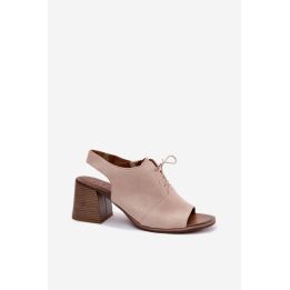 Aukštakulnės basutės su raišteliais Step in style