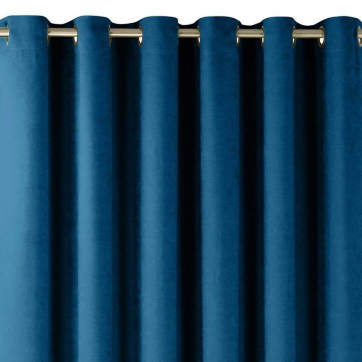 Užuolaidos tamsiai mėlynos 140×245 iš čenilės