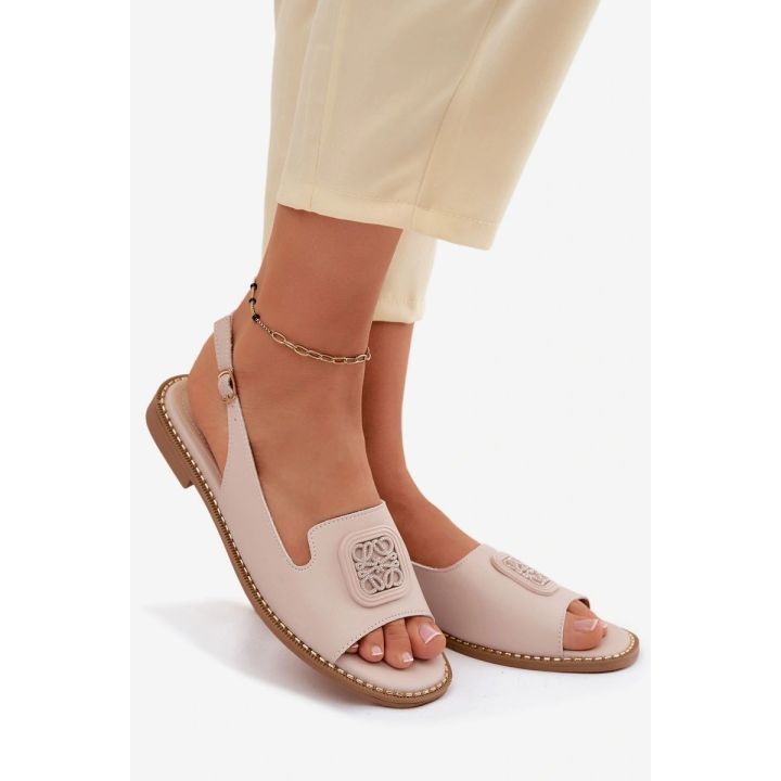 Basutės su dekoratyvine detale Step in style