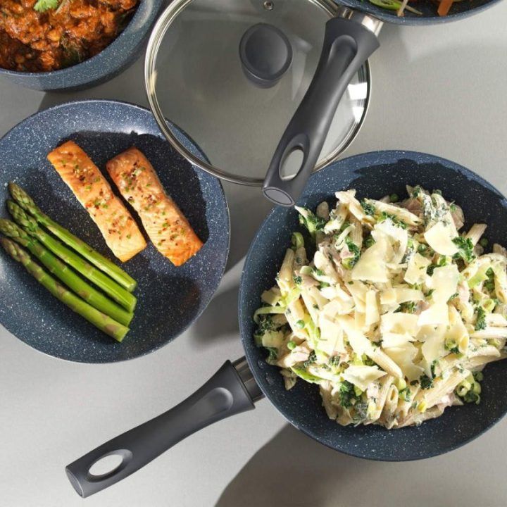 Russell Hobbs Nightfall Stone 26 cm keptuvė