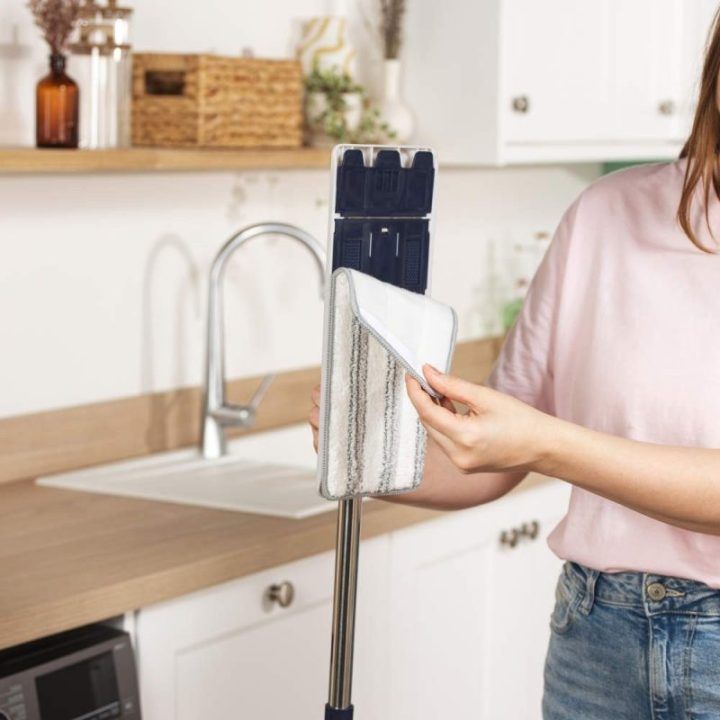 Beldray Ultimate Flat Head Mop & Bucket grindų valymo rinkinys