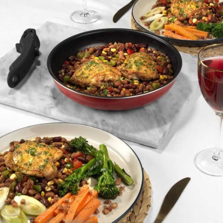 Russell Hobbs Riviera 4 dalių keptuvių rinkinys su nuimama rankena, raudonas/juodas