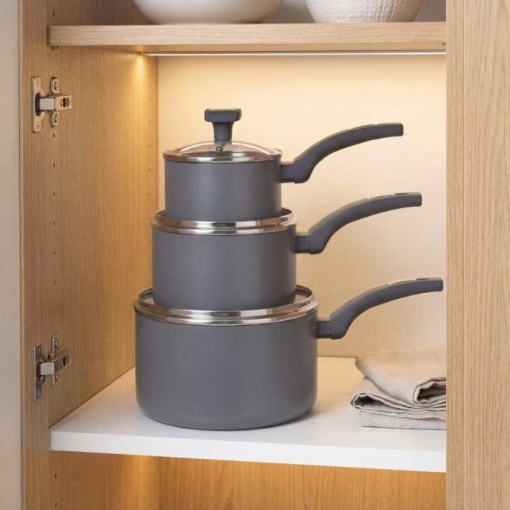 Salter Alto 18 cm puodas padažams, juodas