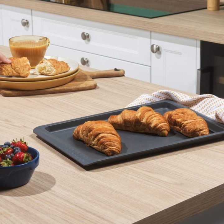 Russell Hobbs Shield kepimo skardų ir kepimo formos rinkinys, 2 vnt.