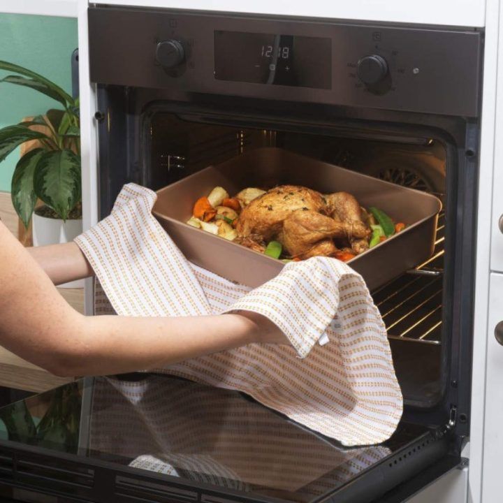 Russell Hobbs Opulence 40 cm gilus kepimo indas, auksinės spalvos