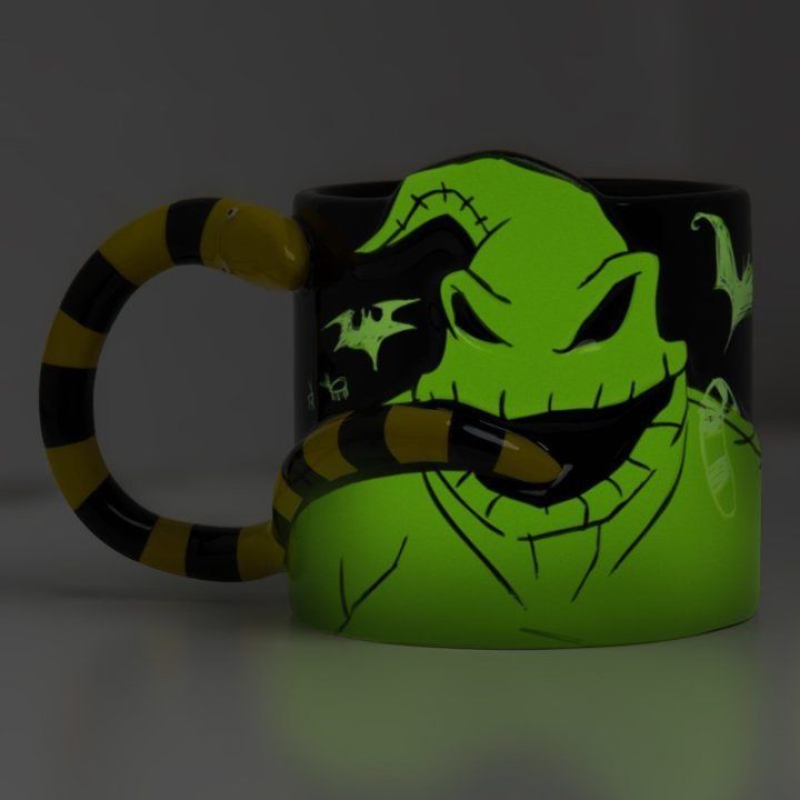 Paladone Oogie Boogie puodelis, šviečiantis tamsoje, 300 ml