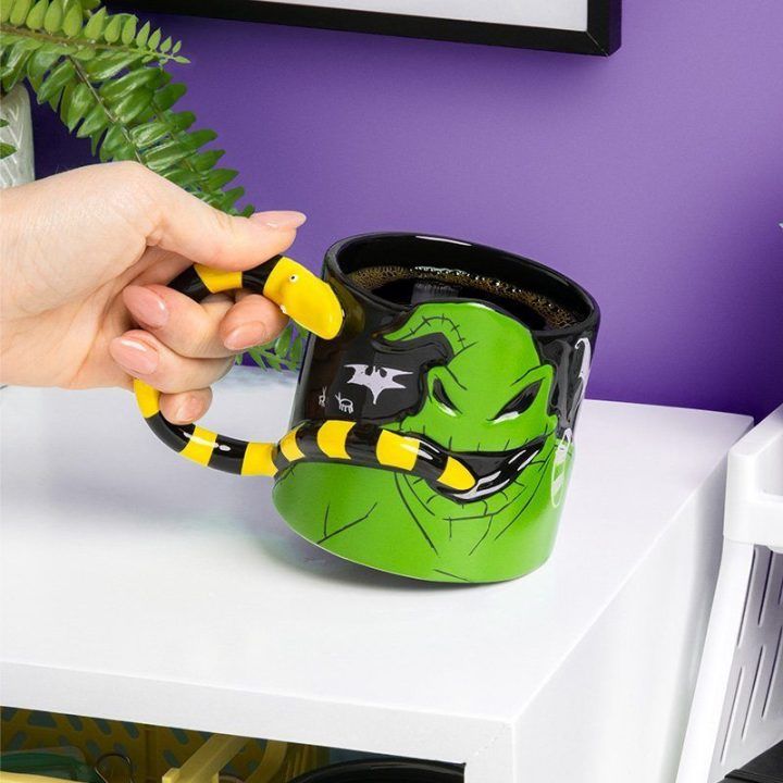 Paladone Oogie Boogie puodelis, šviečiantis tamsoje, 300 ml