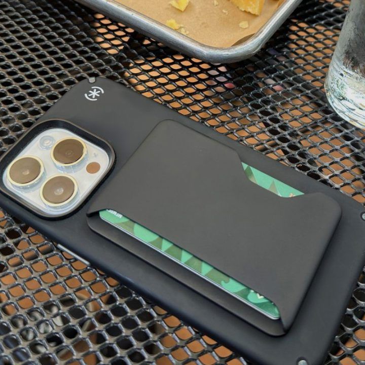 MagSafe piniginė Speck ClickLock, juoda