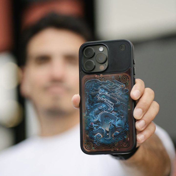 Dėklas iPhone 15 Pro STM Reveal Warm MagSafe, juodas