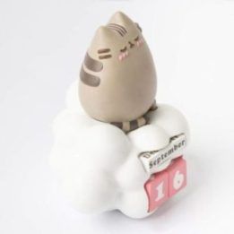 Pusheen dekoratyvinis 3D kalendorius, 12,3 × 10 × 13 cm