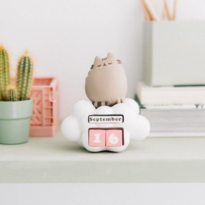 Pusheen dekoratyvinis 3D kalendorius, 12,3 × 10 × 13 cm