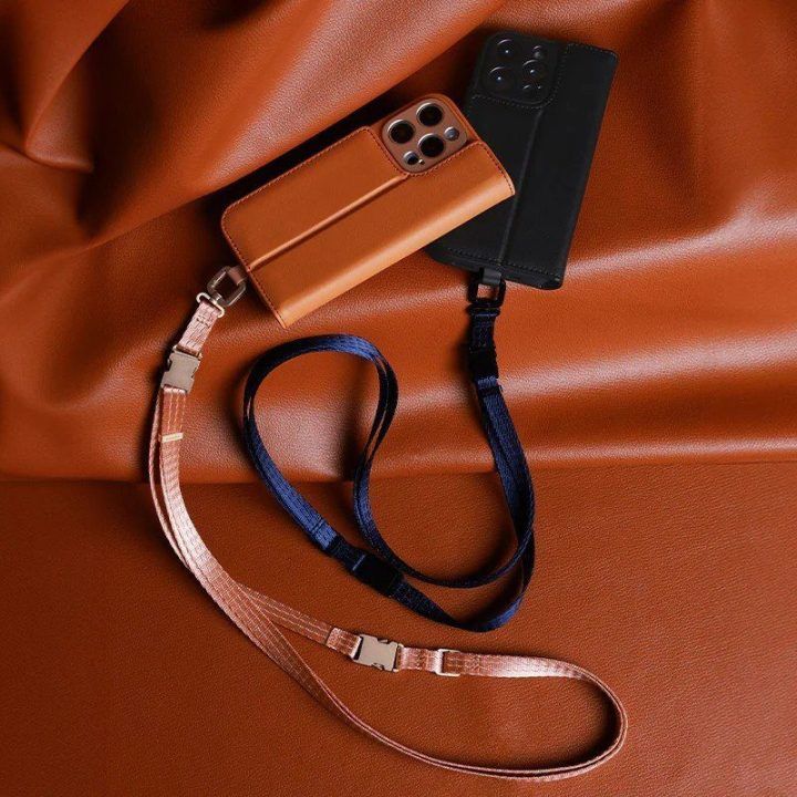 Moshi Overture MagSafe atverčiamas dėklas iPhone 16 Pro, rudas
