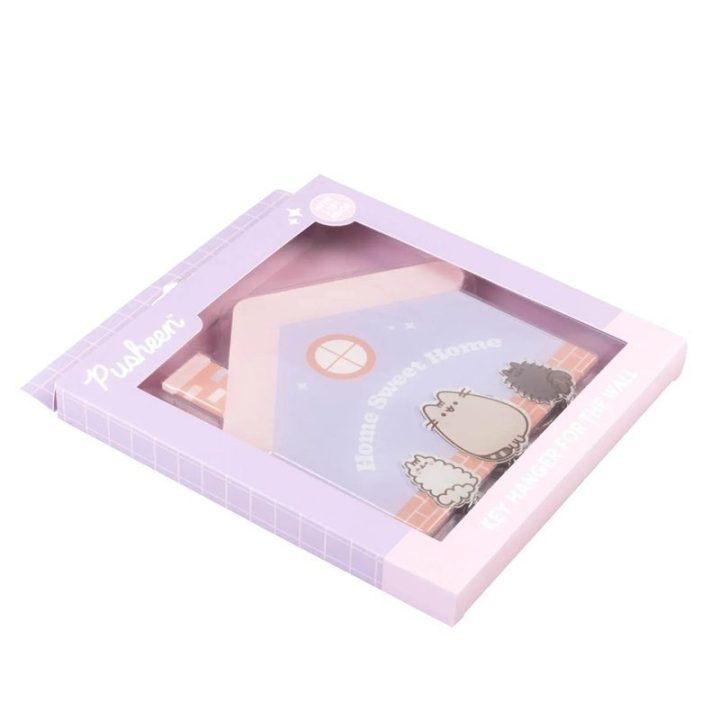Pusheen magnetinė raktų kabykla su 3 pakabukais
