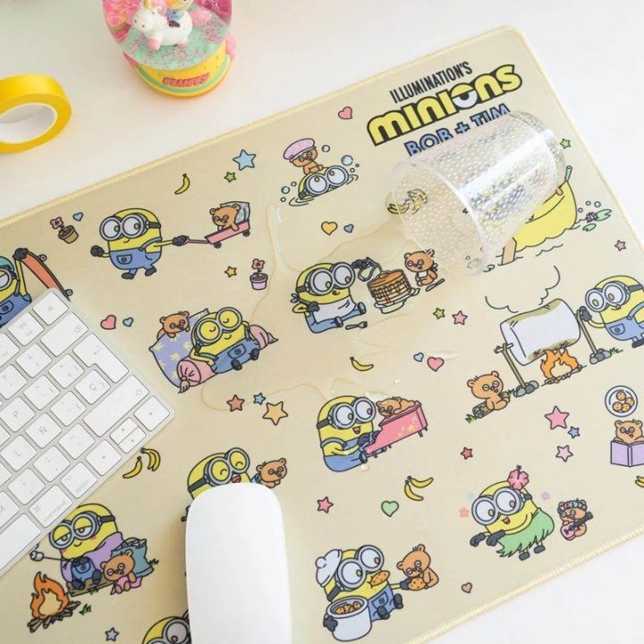 Minions XXL Bob ir Tim žaidimų ir darbo kilimėlis 80 × 35 cm