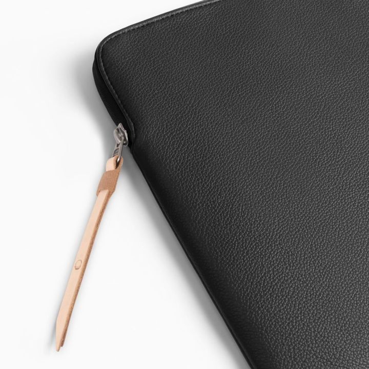 Tech-Protect Fleece laptopo dėklas 13–14 colių, juodas