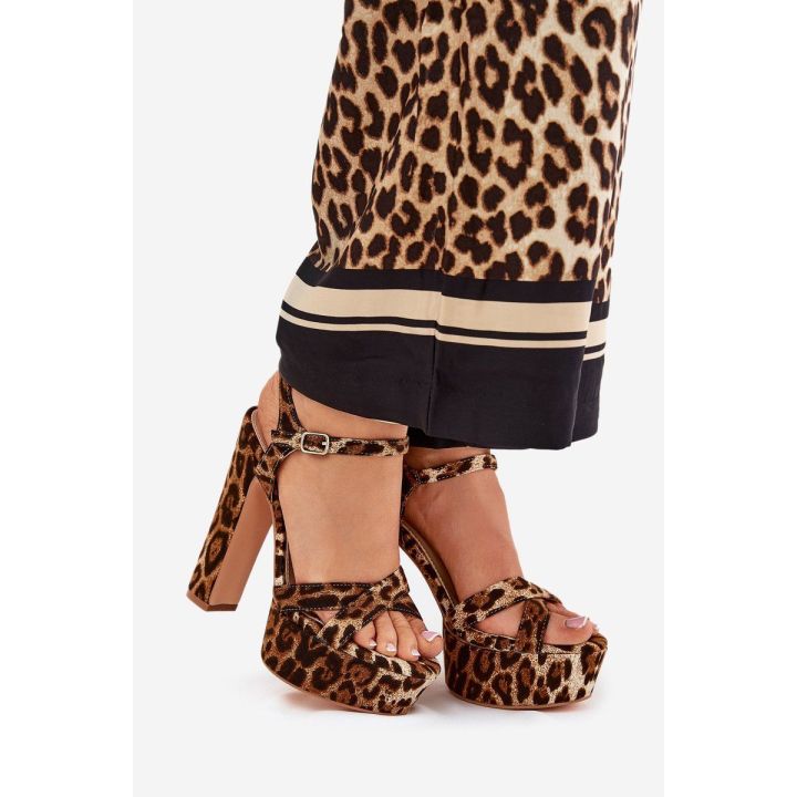 Aukštakulnės basutės su platforma, leopardo rašto