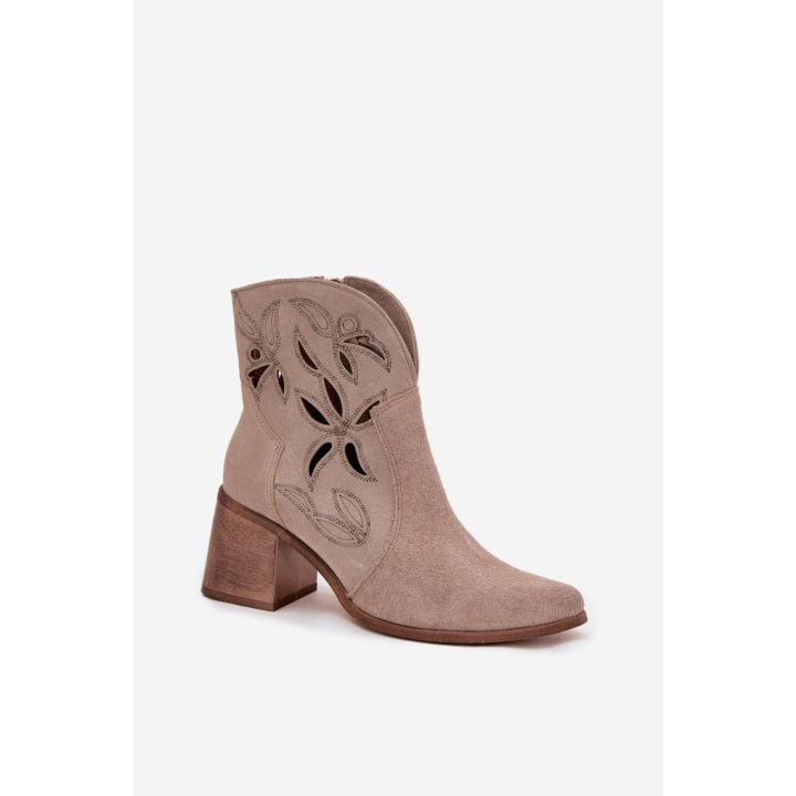 Ažūriniai aulinukai su kulnu Step in style