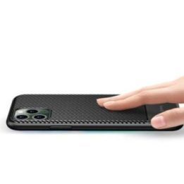 Dėklas Crong Prestige Carbon iPhone 11 Pro Max, juodas