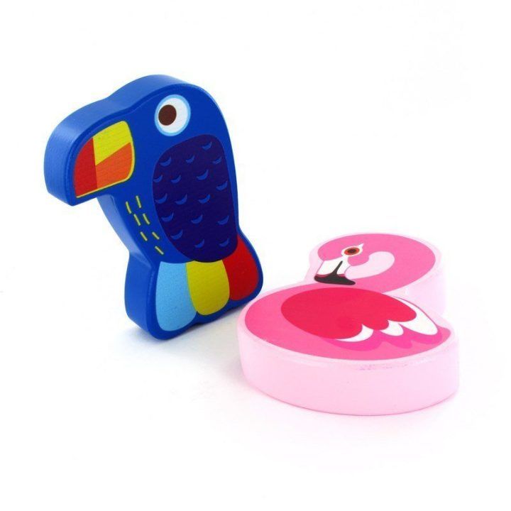 Medinė barškutė Flamingo arba Tukanas