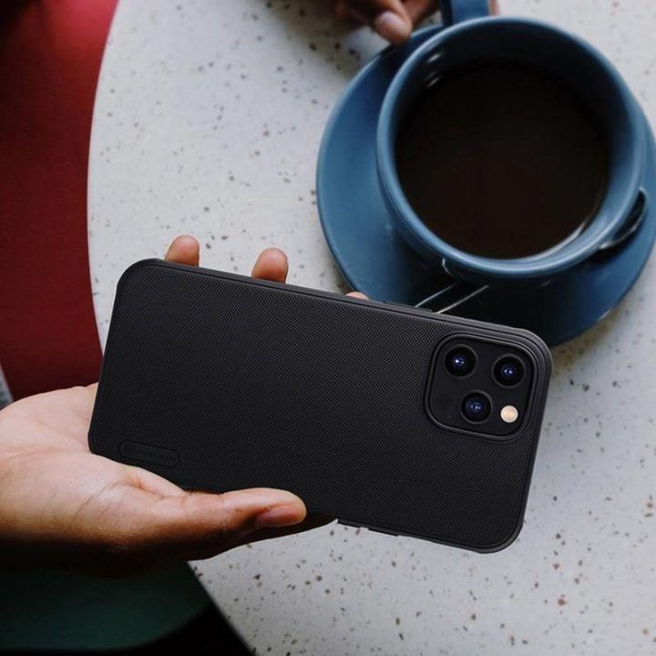 Dėklas Apple iPhone 12 Pro Max, raudonas Nillkin