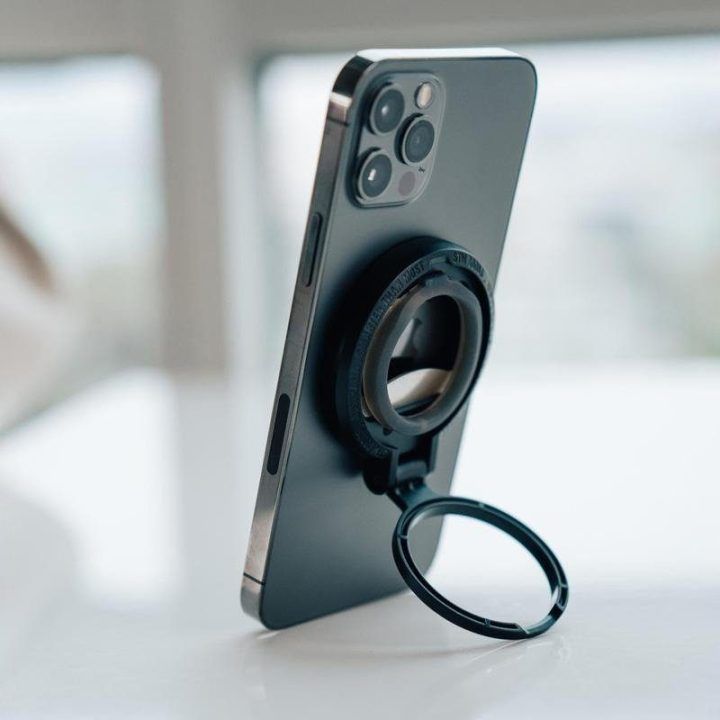 MagLoop telefono žiedas ir butelių atidarytuvas iPhone, juodas