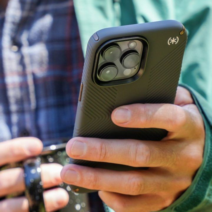 Dėklas Speck Presidio2 Grip iPhone 15 Plus / 14 Plus, pilkas