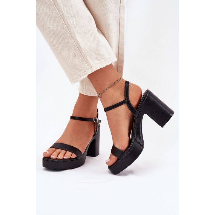 Juodos basutės su kulnu Step in style