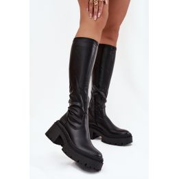 Ilgaauliai batai virš kelių su platforma Step in style