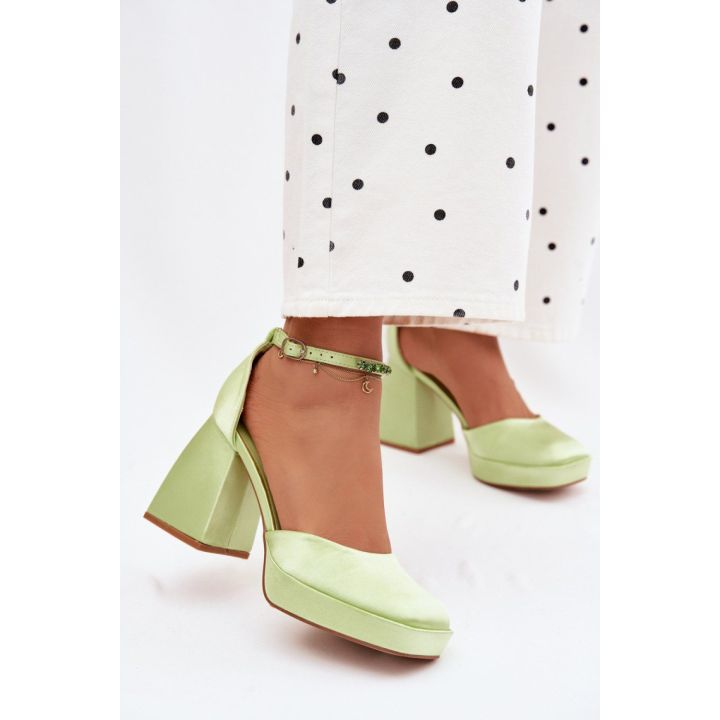 Mėtų spalvos basutės su kulnu Step in style