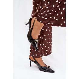Juodi aukštakulniai bateliai su sagtimi Step in style