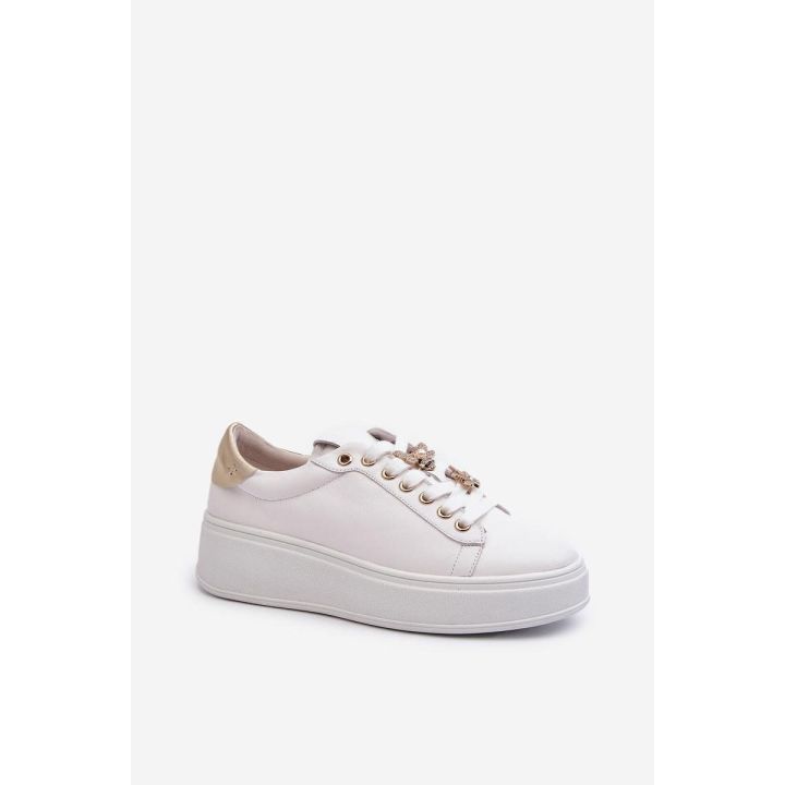 Balti sportbačiai su platforma Step in style