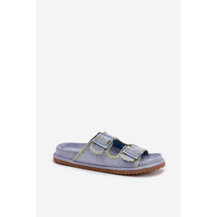 Moteriškos basutės su sagtimis Step in style