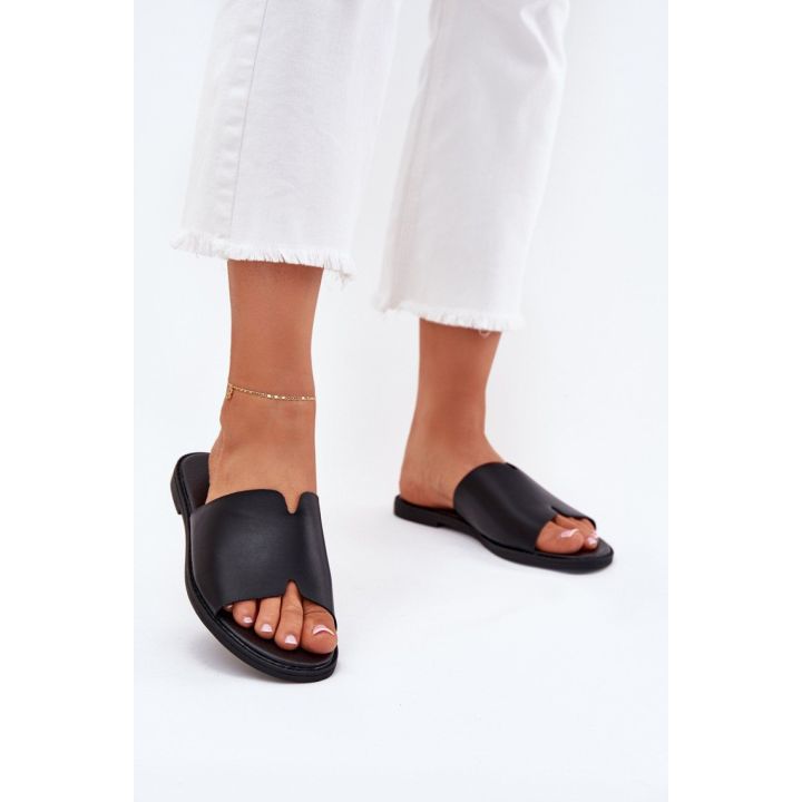 Juodos basutės Step in style