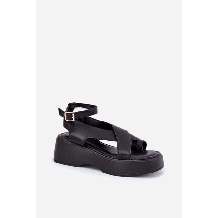 Juodos platforminės basutės su kulnu Step in style