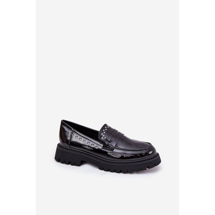 Juodi mokasinai su dekoratyvinėmis detalėmis Step in style