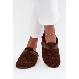Moteriškos šlepetės su dirželiu Step in style