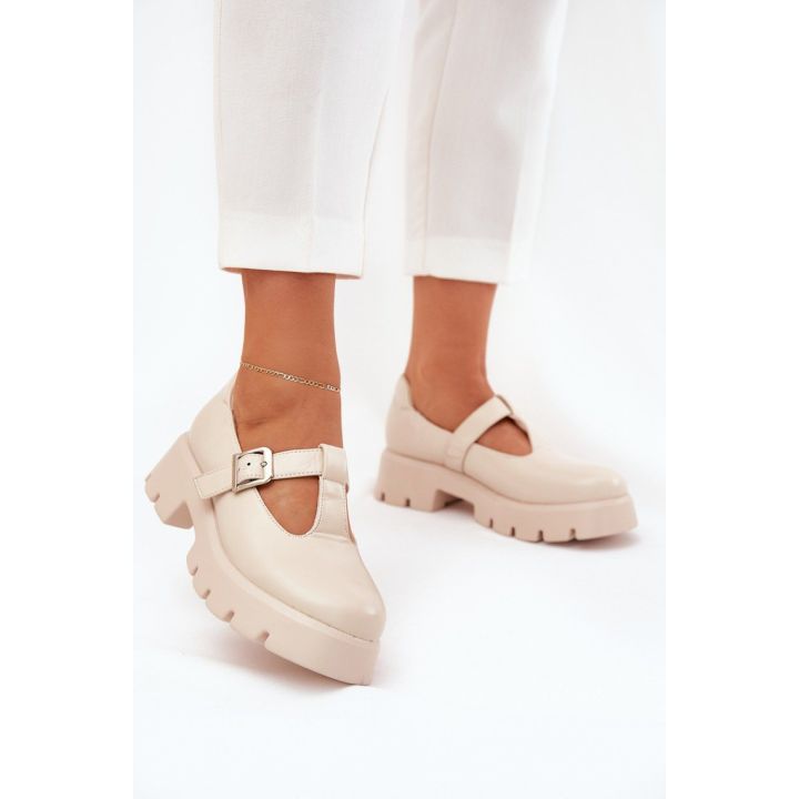 Smėlio spalvos aulinukai su sagtimi Step in style