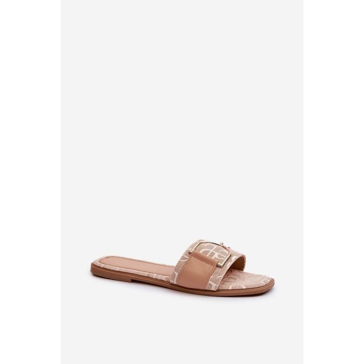 Smėlio spalvos basutės su sagtimi Step in style