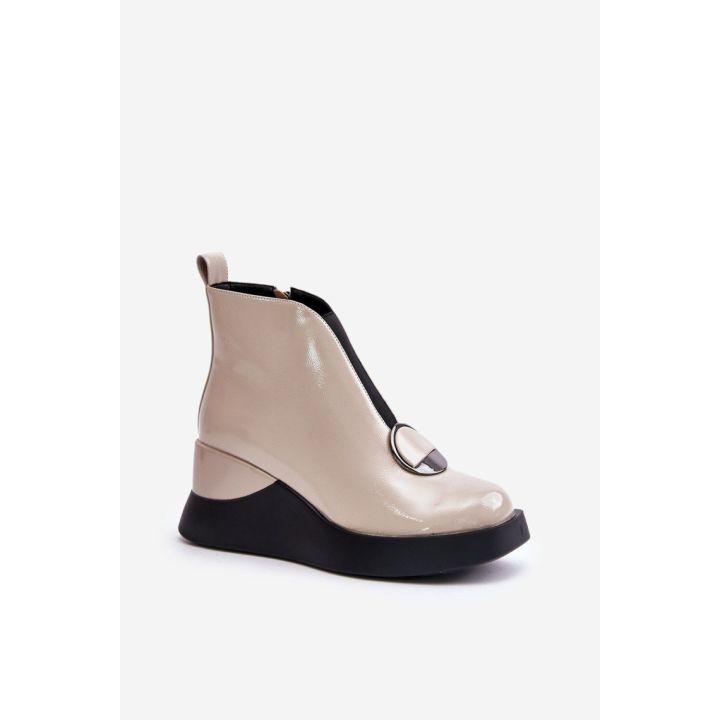 Smėlio spalvos aulinukai su platforma Step in style