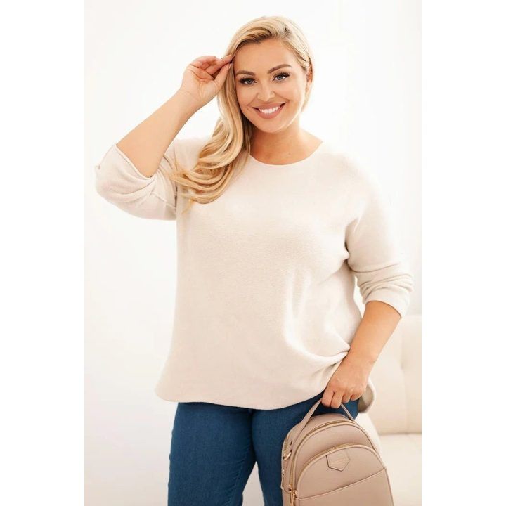 Moteriškas Plus Size megztinis su valtine iškirpte, smėlio spalvos