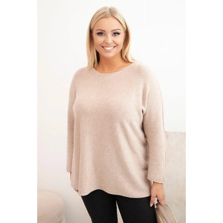 Moteriškas Plus Size megztinis su valtine iškirpte, tamsiai smėlio spalvos