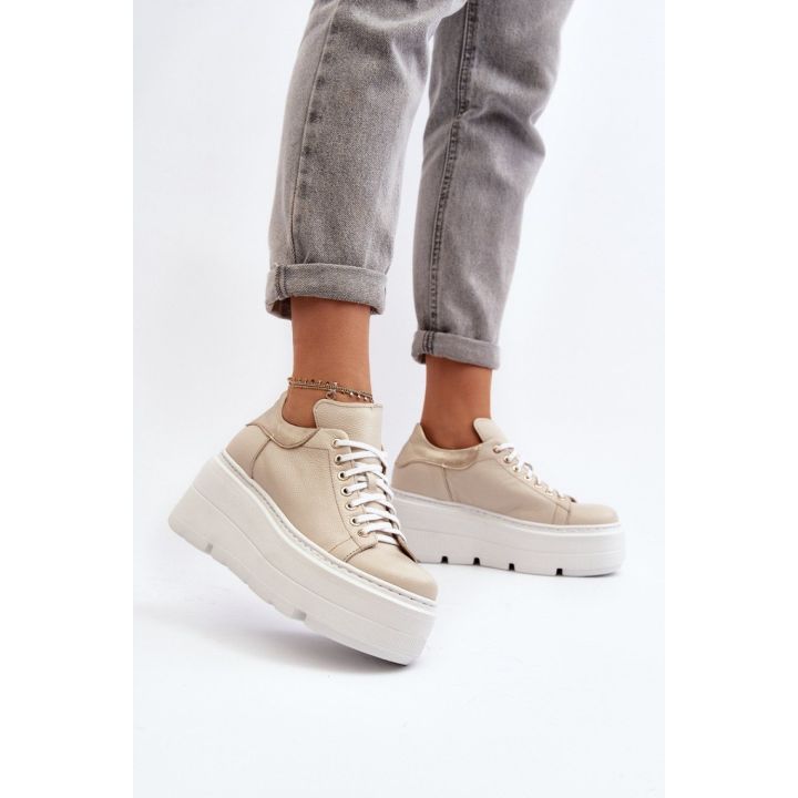 Smėlio spalvos sportbačiai su platforma Step in style