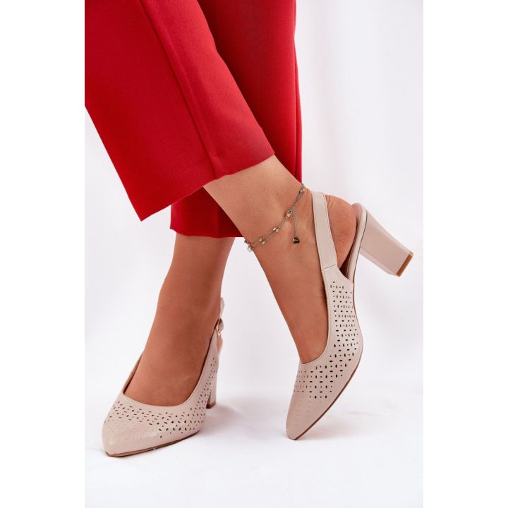 Smėlio spalvos basutės su kulnu Step in style