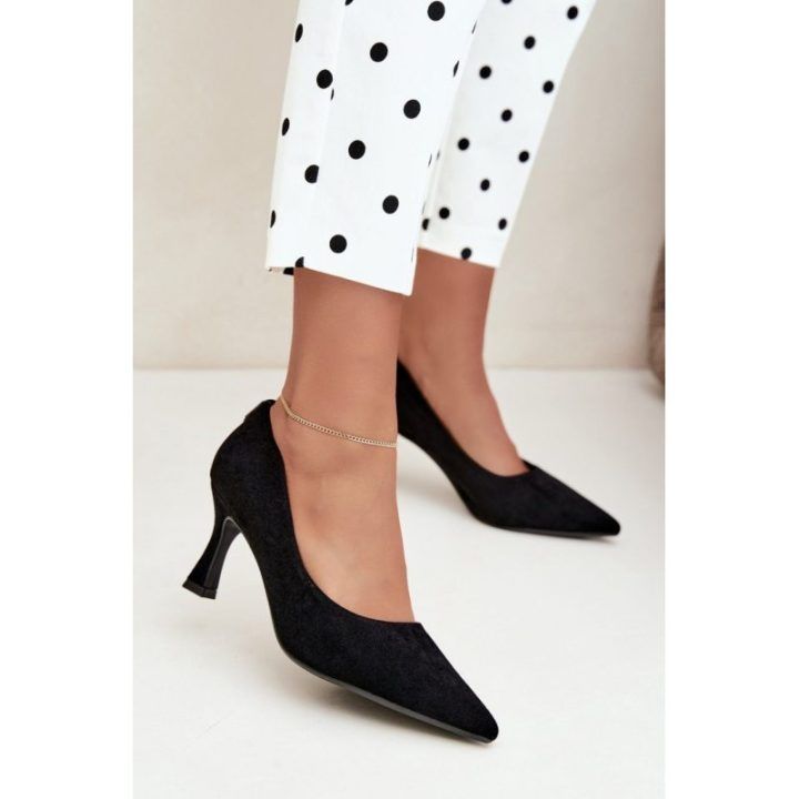 Juodi aukštakulniai bateliai Step in style